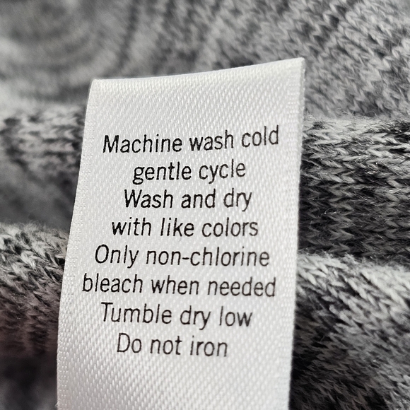 ATHLETA Destiny Long Sleeve Knit Casual Dress in M - Picture 8 of 8